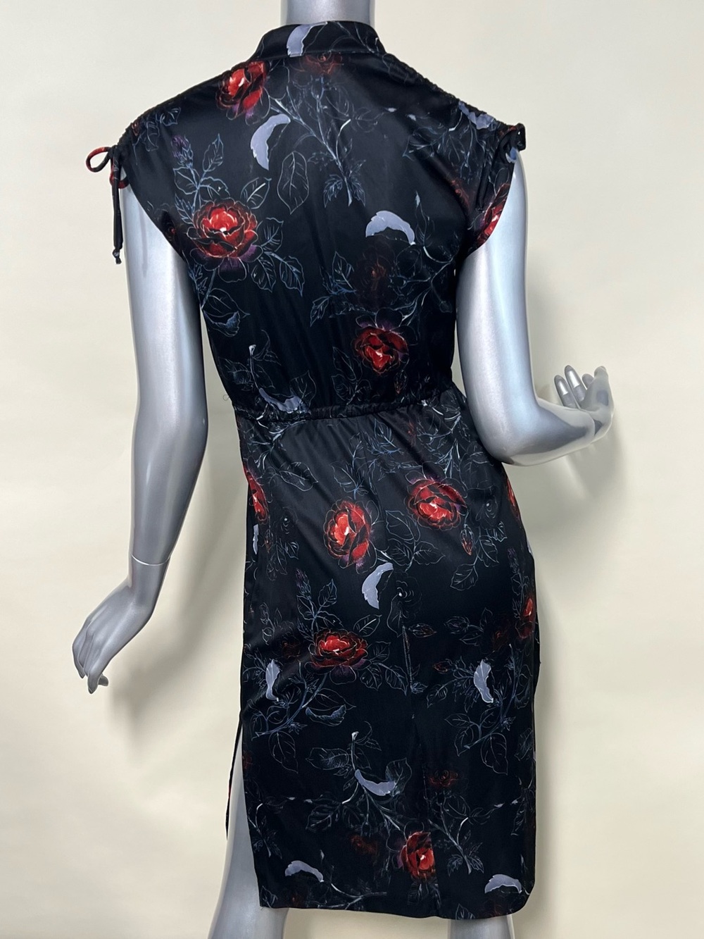 Vintage Women’s XS/SMALL Black Floral Dress Cap Tie Sleeves Stretch Waist Midi - Picture 8 of 16